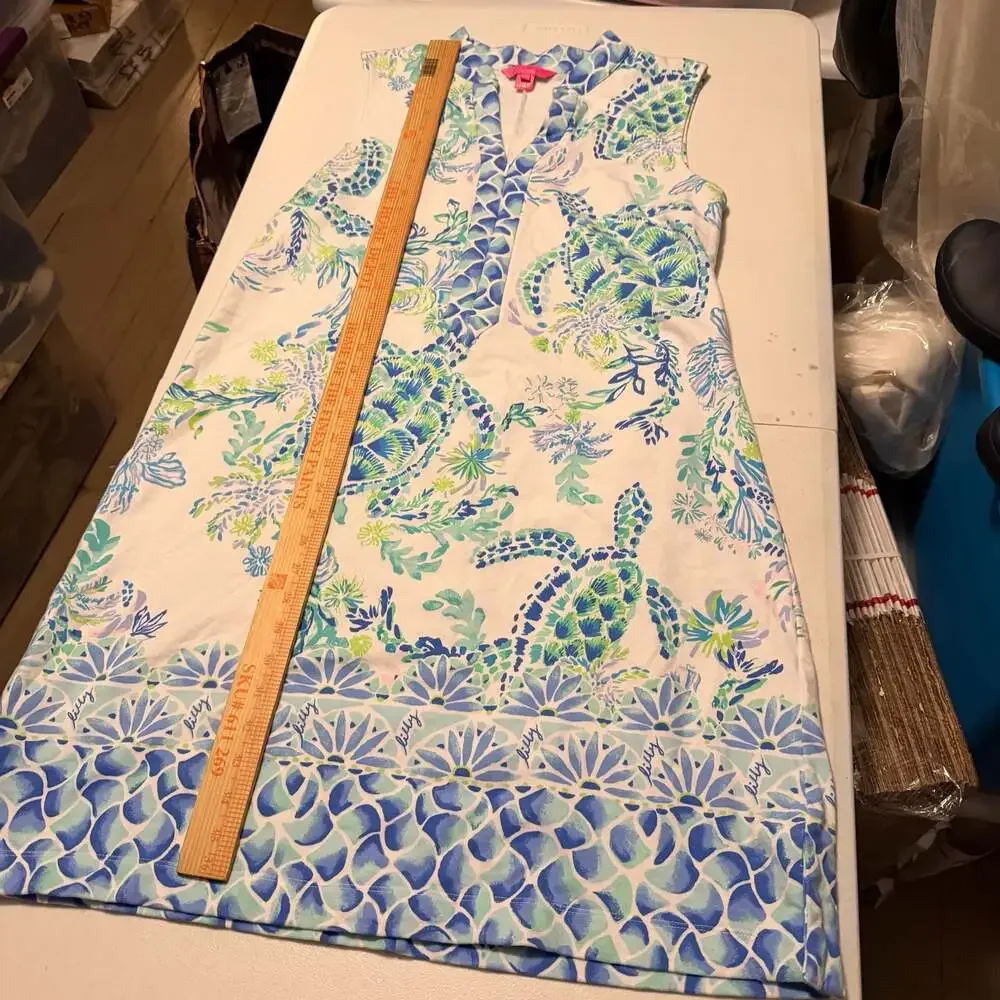 Sleeveless Blue & White Printed Shift Dress - Picture 8 of 9